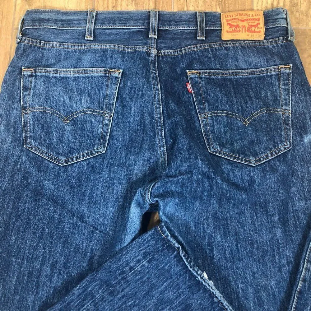 Levi’s Men's 501 Original Fit Straight Leg Button Fly Jeans 38x34